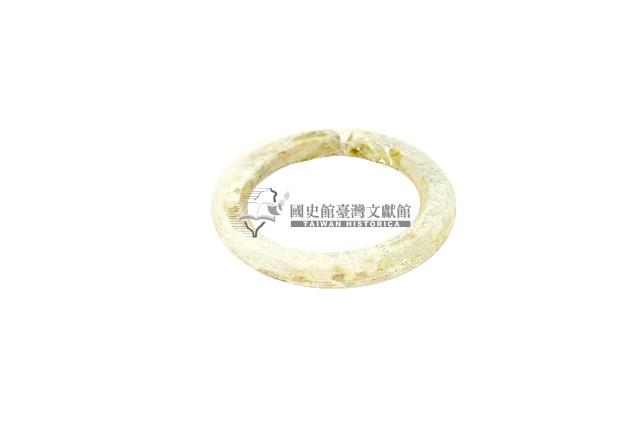 環狀玦型耳飾藏品圖，第2張