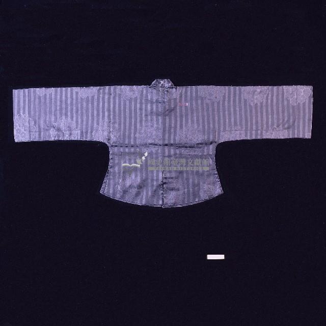 男用絲質對襟衫禮服藏品圖，第2張