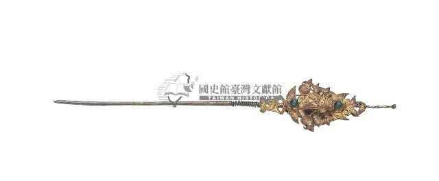 金屬製雕花髮釵兼耳挖藏品圖，第2張