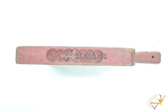 紅色木製陰刻錢幣魚紋粿印藏品圖，第2張