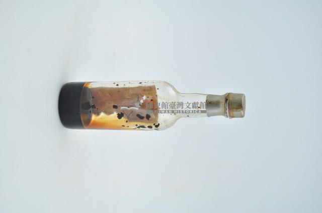 荔枝酒樣品透明玻璃小型酒瓶藏品圖，第2張