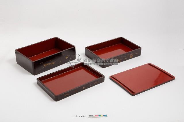 描金蒔繪三層漆質便當盒藏品圖，第2張