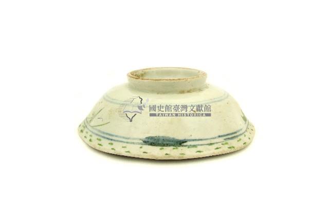 青花綠彩八角素紋碗藏品圖，第2張