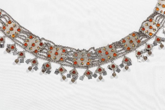 排灣族金屬男肩飾帶藏品圖，第2張