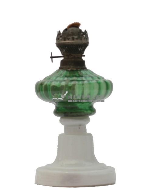 玻璃油燈藏品圖，第2張