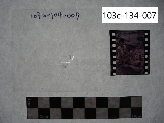 哺乳女性藏品圖，第2張