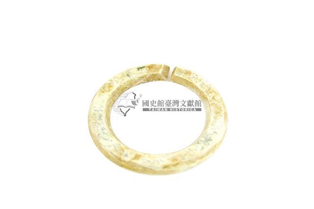 環狀玦型耳飾藏品圖，第2張