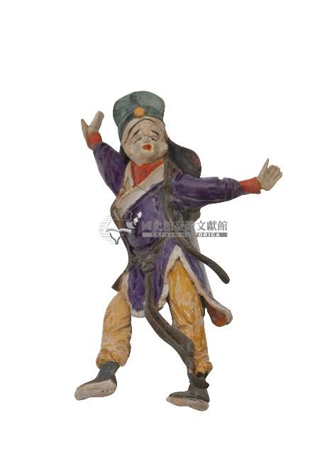 紫衣帶帽男性交趾陶藏品圖，第2張