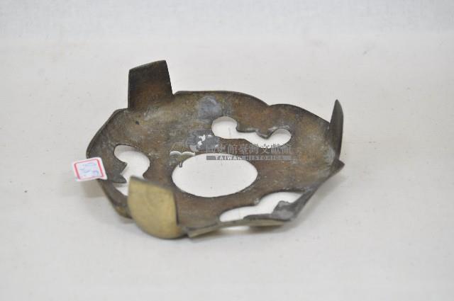 鐵製四圓耳香爐（帶底座）藏品圖，第2張