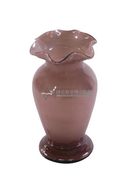 淺紫棕色花口豐肩式玻璃花瓶藏品圖，第2張