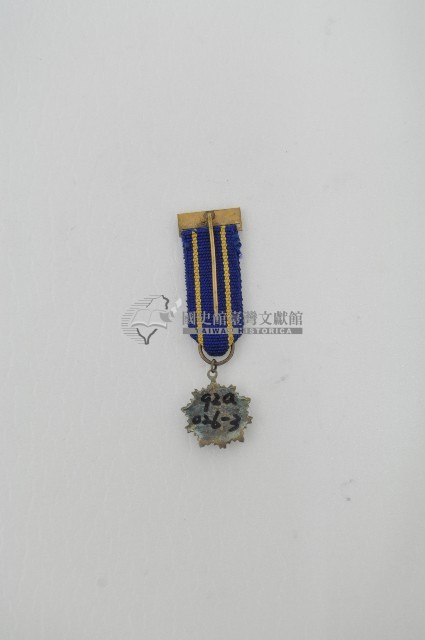 四等寶鼎襟綬小勳章藏品圖，第2張