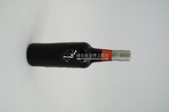鮮果酒樣品棗色透明玻璃小型酒瓶藏品圖，第2張
