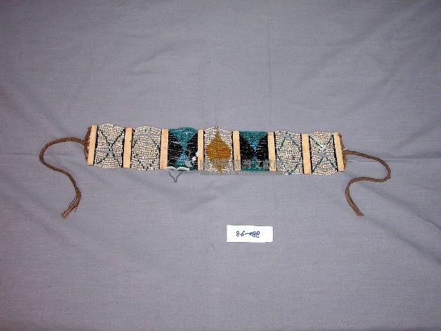 貝珠及骨板額飾藏品圖，第2張