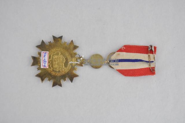 抗戰勝利獎章藏品圖，第2張