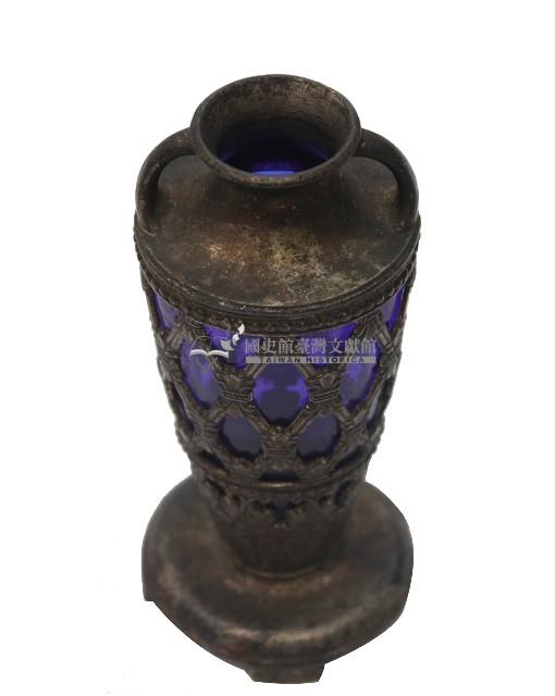 玻璃嵌金屬花瓶藏品圖，第2張