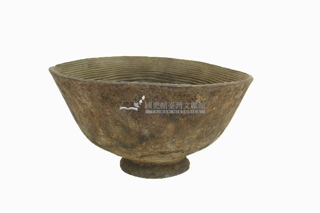 雅美族製線紋黑陶大碗藏品圖，第2張