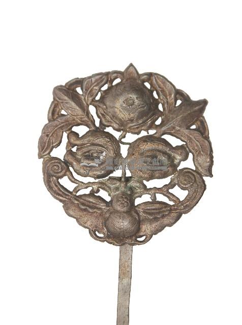金屬製雕花髮釵一對藏品圖，第2張