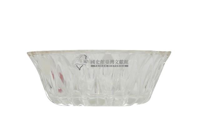 蓮瓣型花口玻璃缸藏品圖，第2張
