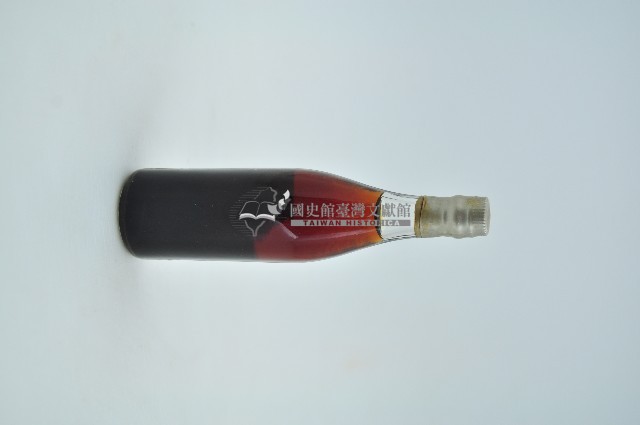 桂圓酒樣品透明玻璃小型酒瓶藏品圖，第2張