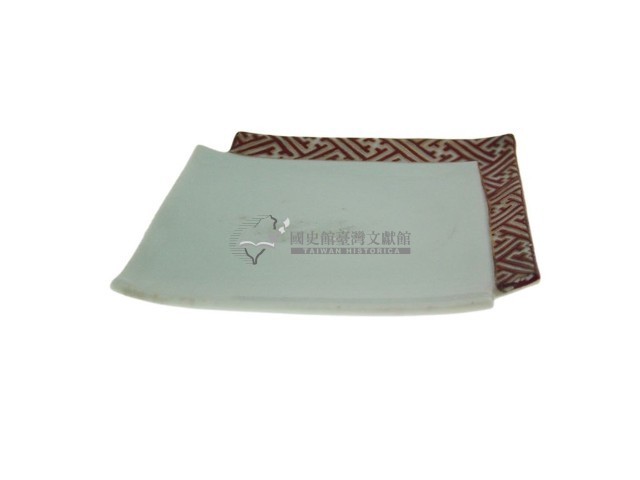 釉裡紅錦地紋變形角小型盤（多組）藏品圖，第7張