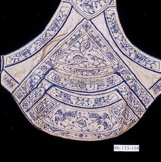 臺灣北部客家族群女性肚兜藏品圖，第3張