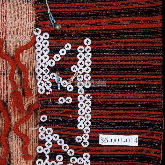 泰雅族橫紋鈕扣裝飾上衣藏品圖，第3張