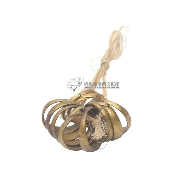 排灣族素面銅戒一串藏品圖，第1張