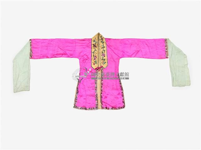 桃紅色滾邊戲服藏品圖，第1張