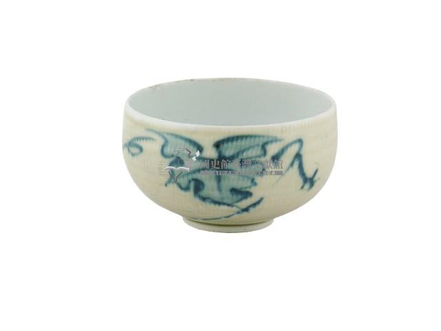 白地綠釉荷葉紋瓷杯藏品圖，第1張