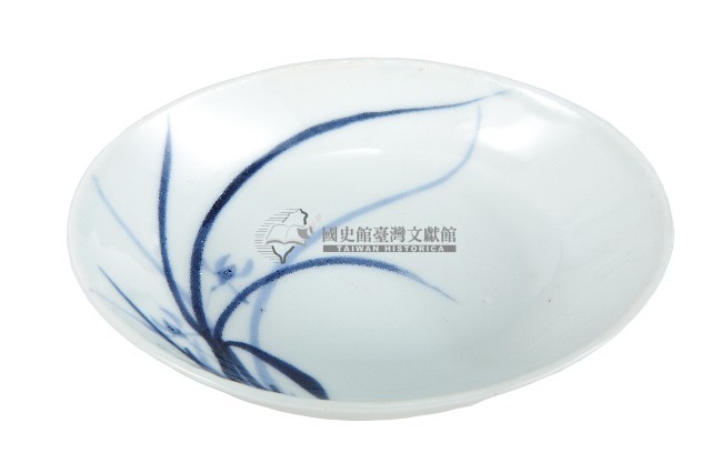 青花蘭草紋橢圓型瓷盤藏品圖，第1張