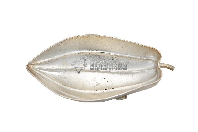 錦綾堂款銀製木瓜形皿藏品圖，第1張