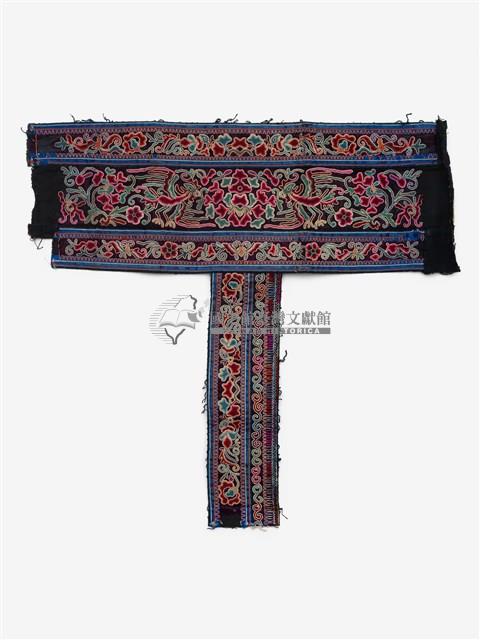 中國臺江苗族黑底彩色刺繡繡片藏品圖，第1張