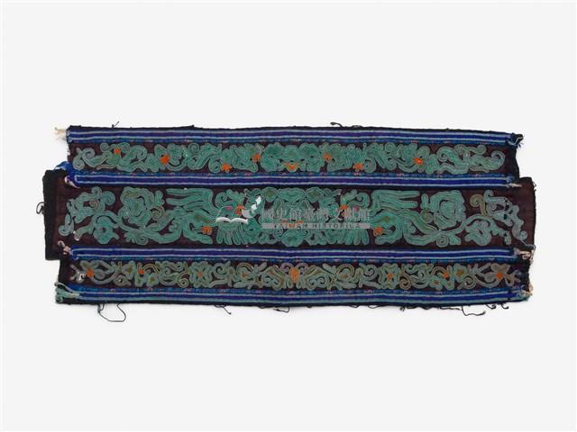 中國臺江苗族黑底綠縐繡繡片藏品圖，第1張