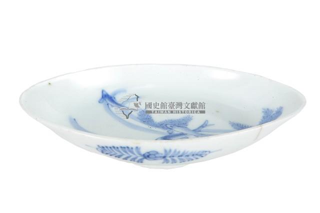 青花鮕魚藻紋崚型瓷盤藏品圖，第1張