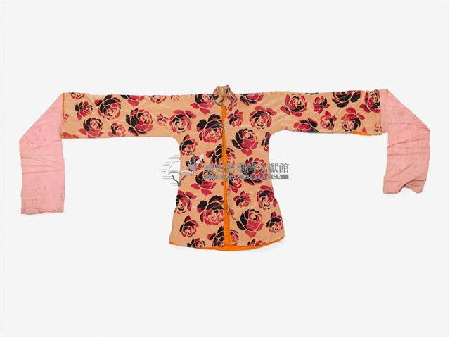 粉橘色繡花短擺戲服藏品圖，第1張