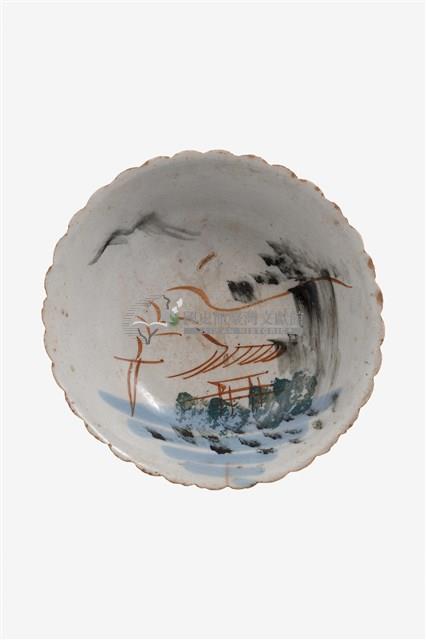 釉上彩山水樓臺紋蓮瓣型缽藏品圖，第1張