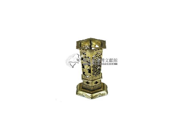 花鳥描金繪漆六角形筆筒藏品圖，第4張