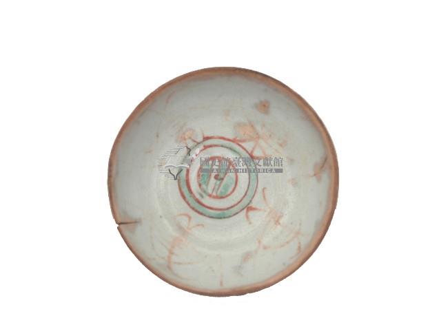 紅綠彩壽紋盤藏品圖，第2張