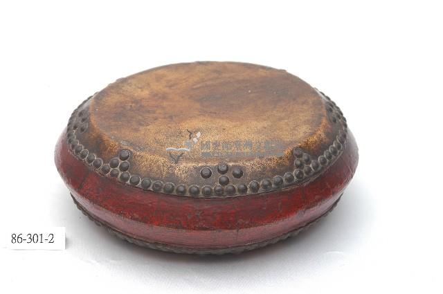 牛皮鉚釘鼓藏品圖，第2張