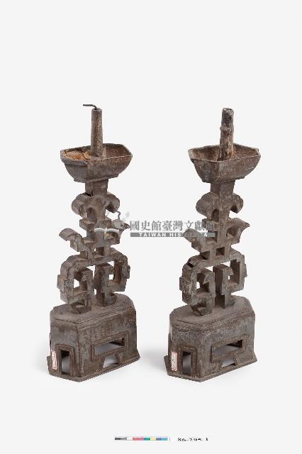錫製燭臺一對藏品圖，第2張
