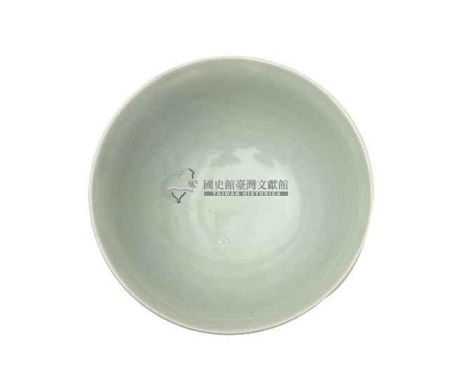 青釉印金魚紋碗藏品圖，第2張