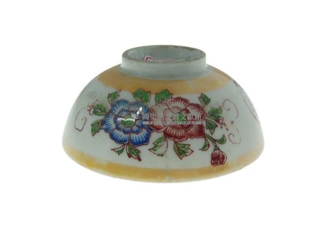 金口彩繪印紋折枝花卉紋瓷碗（多組）藏品圖，第2張