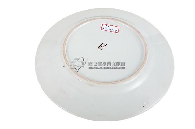 金線圈紋白地瓷盤藏品圖，第2張