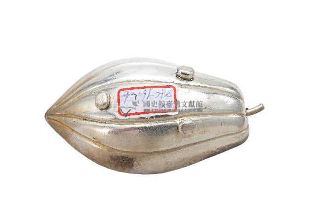 錦綾堂款銀製木瓜形皿藏品圖，第2張