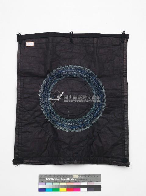 中國黎平苗族黑底刺繡背扇藏品圖，第2張