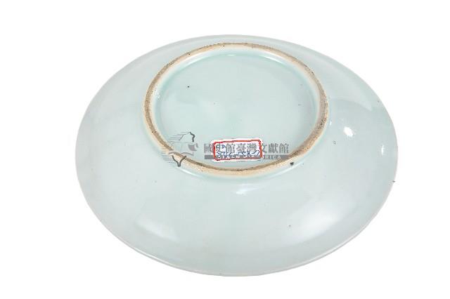 青花日本武士帽盔紋青白瓷盤藏品圖，第2張