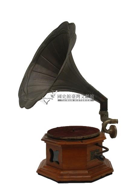 喇叭花外型之留聲機藏品圖，第2張