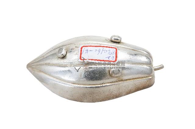 錦綾堂款銀製木瓜形皿藏品圖，第2張