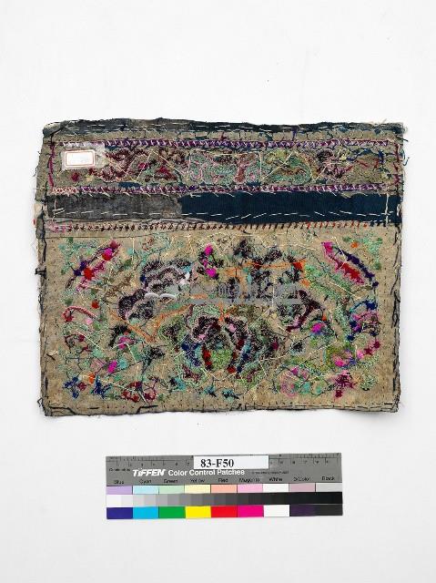 中國臺江苗族黑底綠縐繡繡片藏品圖，第2張