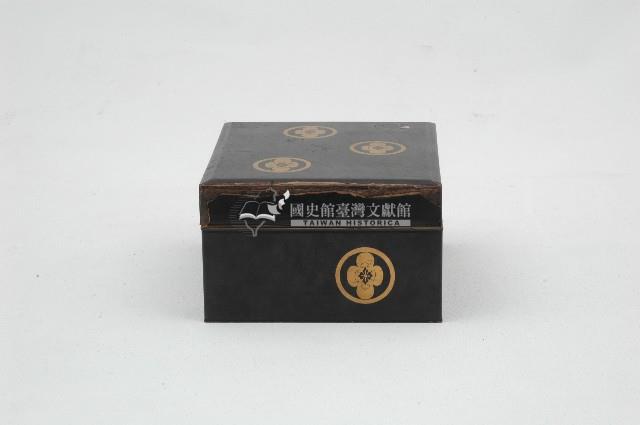 萩蒔繪手箱藏品圖，第2張